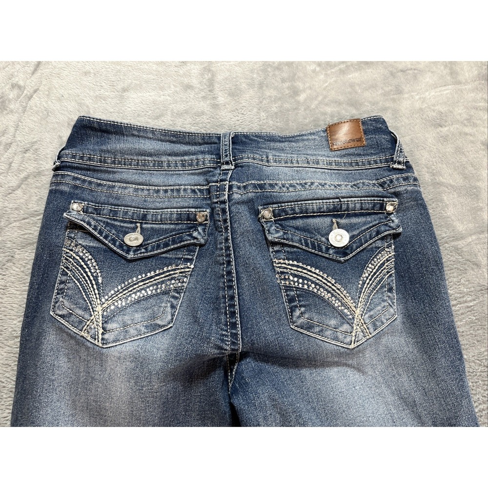 Wall Flower Women's Juniors Embroidered Jeans Size 5 Blue,‎ Luscious Curvy Fit
